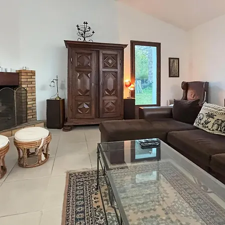 Maison Bord De Avec *