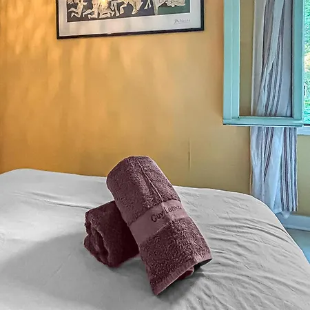 Vakantiehuis Maison Bord De Avec *