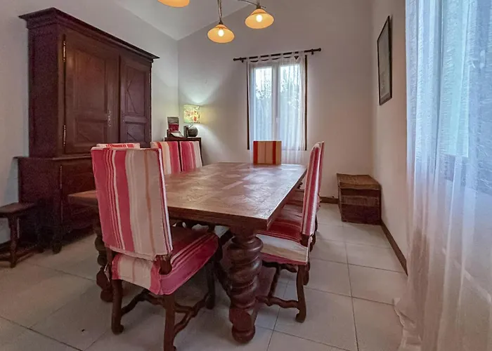 Сasa de vacaciones Maison Bord De Avec *